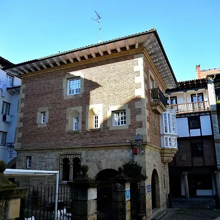 Hotel Palacete